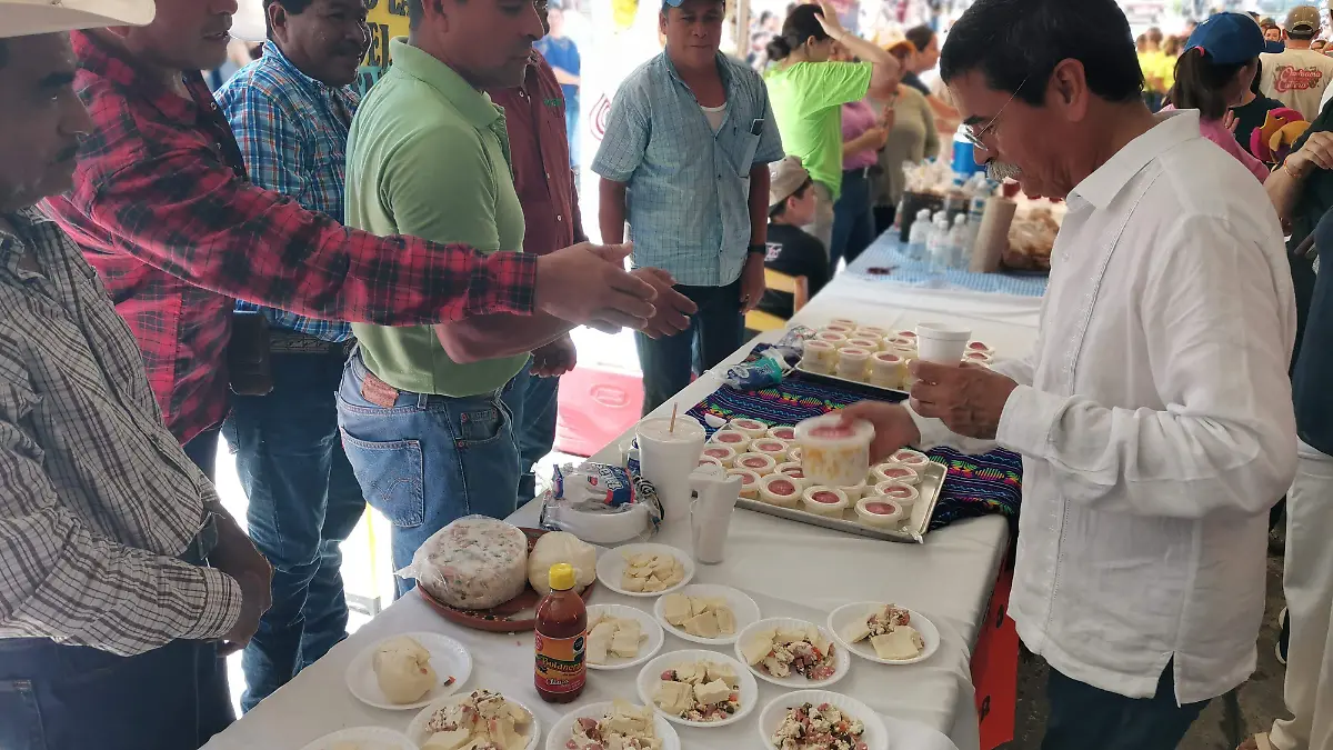 Participaron más de 300 exponentes de la región